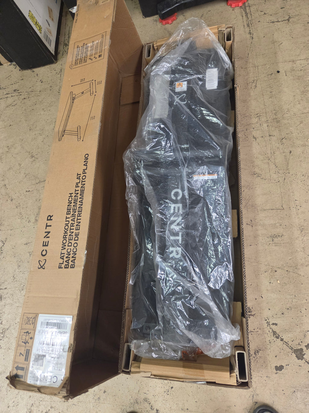 centr flat workout bench